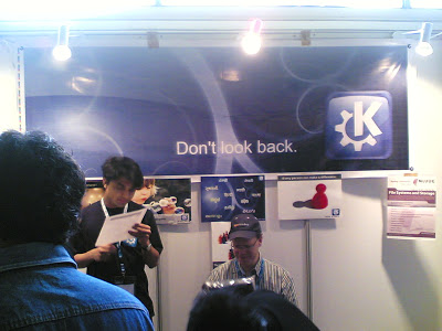 KDE Booth at foss.in 2008
